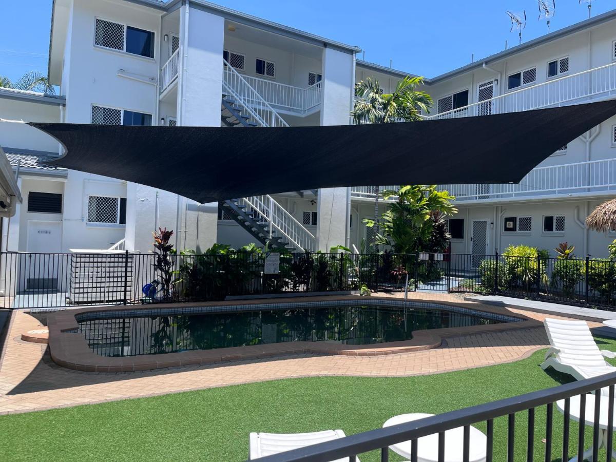 Cocos Holiday Apartments Trinity Beach Luaran gambar